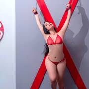 Jennifer (Photo #17)