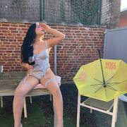 Jennifer (Photo #10)