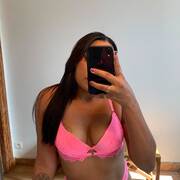 Mel (Photo #1)