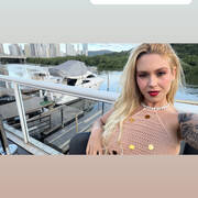 Aline hot (Photo #15)