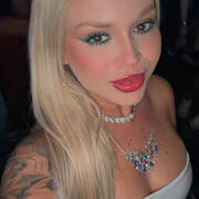 Aline hot (Photo #38)