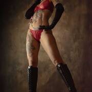 Dominaphrodite (Photo #12)