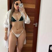 Leona Meneses (Photo #7)