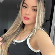 Leona Meneses (Photo #16)