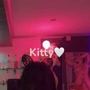 Kitty (Photo #17)