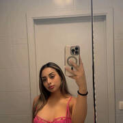 Isa (Photo #2)