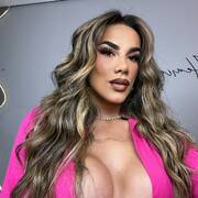 Giovana Louise (Photo #21)