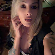 Karla (Photo #38)