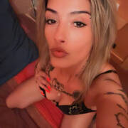 Karla (Photo #37)