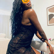 Mona (Photo #1)