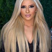 Larissa (Photo #15)