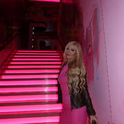 Larissa (Photo #8)