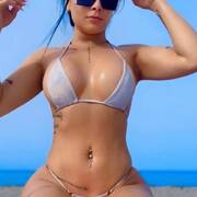 Isabella (Photo #10)