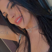 Mia (Photo #1)