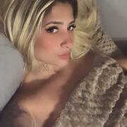 Larissa (Photo #12)