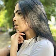 Julia (Photo #12)