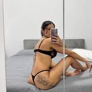 Mia (Photo #13)