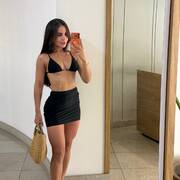 Larissa (Photo #9)