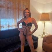 Claudia (Photo #9)