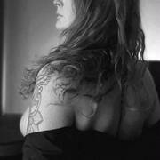Angie (Photo #11)