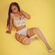 Naomi (Photo #6)