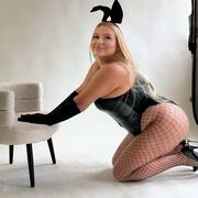 Sabrina (Photo #32)