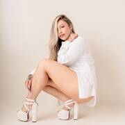 Alice (Photo #14)