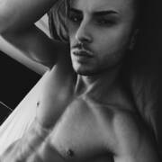 HUGO VALMONT (Photo #1)