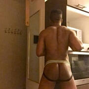 Tony27