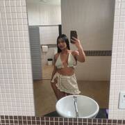 Isabella (Photo #18)