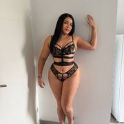 Isabella (Photo #10)