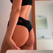 Melinda (Photo #8)
