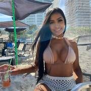 Nikole (Photo #8)
