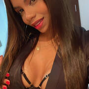 Chloe (Photo #15)