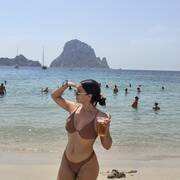 Thais (Photo #2)