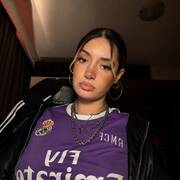 Hannah (Photo #5)