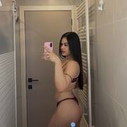 Megan (Photo #8)