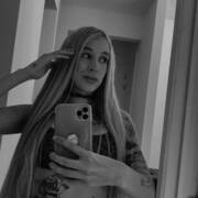 Stella Mello (Photo #2)