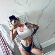 Eva (Photo #1)
