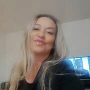 Lola en bruselas metro Louise