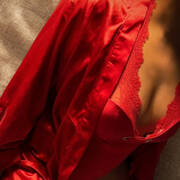 Nora (Photo #3)