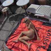 Tania @ Naomi (Photo #29)