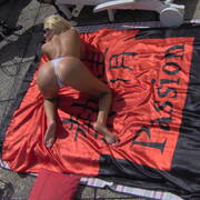 Tania @ Naomi (Photo #28)