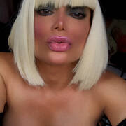 Victoria (Photo #37)