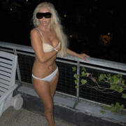 Tania & Naomi (Photo #34)