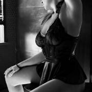 Julia (Photo #3)
