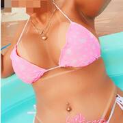 Carla (Photo #17)
