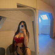 Hot Dominat