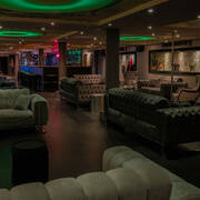 Nos 25 hôtesses (Photo #27)