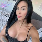 Jennifer (Photo #34)